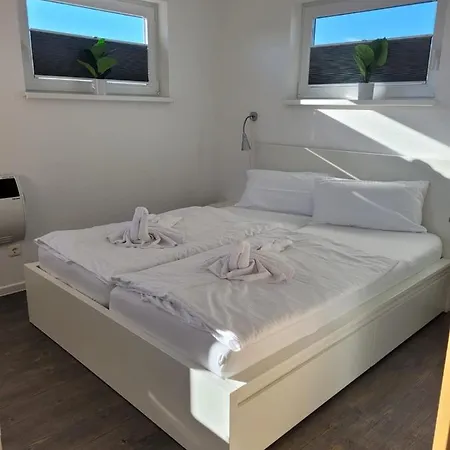 Båthotell 4 Sterne Dtv Floating House