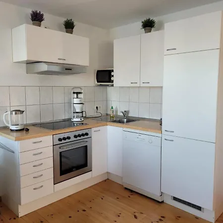 Botel 4 Sterne Dtv Floating House Kroslin