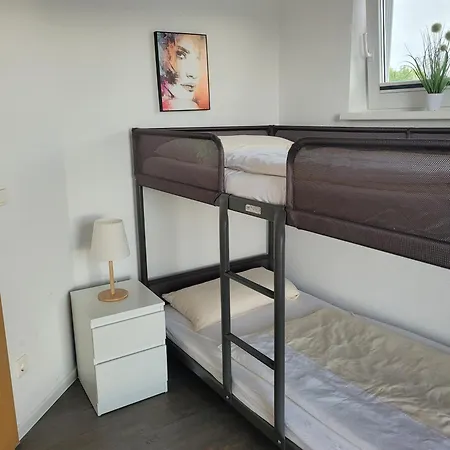 4 Sterne Dtv Floating House Ботель Kroslin